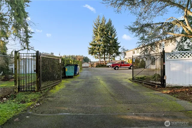 $325,000 | 14518 West Thorne Lane Southwest, Lakewood, WA 98498