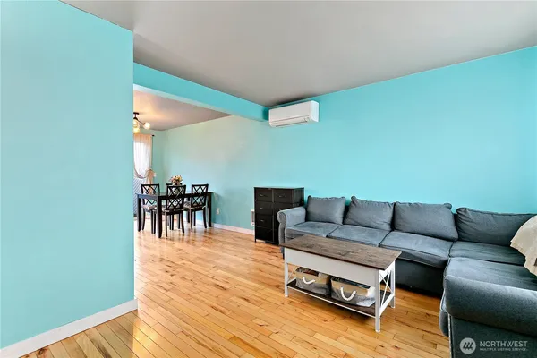 $325,000 | 14518 West Thorne Lane Southwest, Lakewood, WA 98498