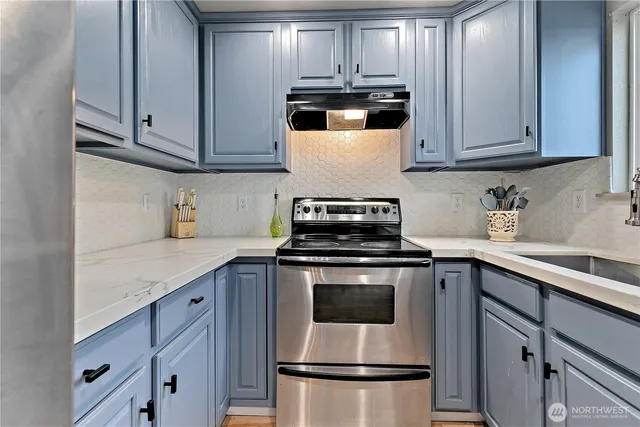 $325,000 | 14518 West Thorne Lane Southwest, Lakewood, WA 98498