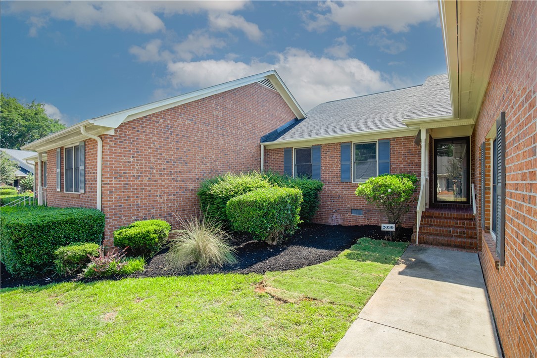 2030 Cardinal Park Drive Anderson, SC 29621 - Photo 3 of 30 Gallery Image 3