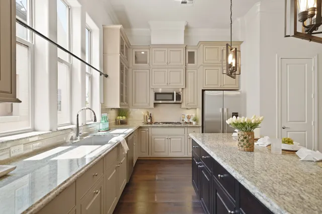 $539,900 | 1317 Roy Street, Houston, TX 77007