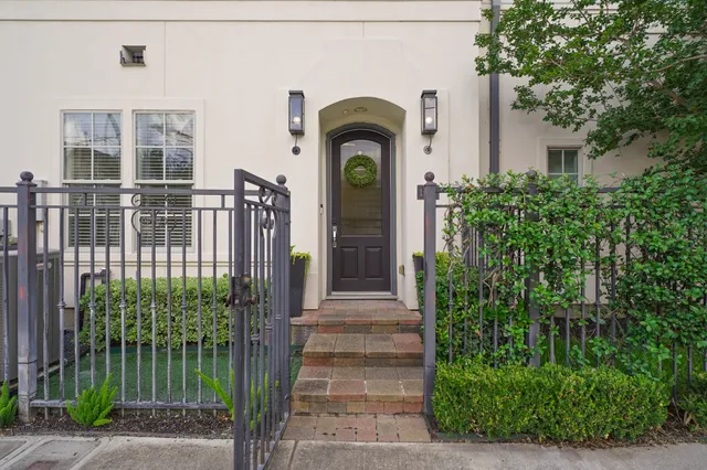 $539,900 | 1317 Roy Street, Houston, TX 77007