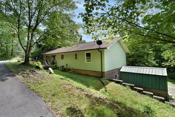 $399,900 | 488 West Cherry Road, Hayesville, NC 28904