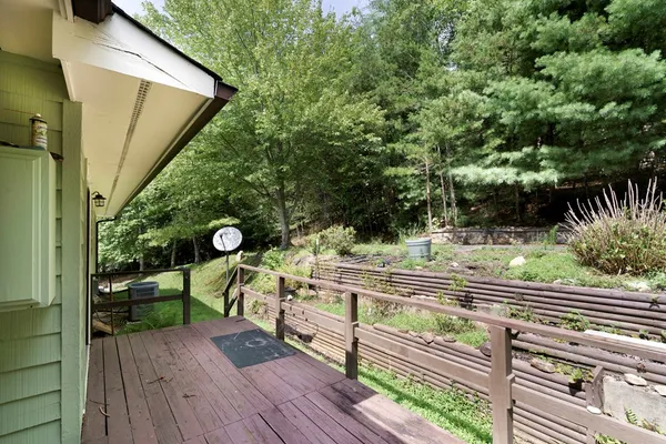 $399,900 | 488 West Cherry Road, Hayesville, NC 28904