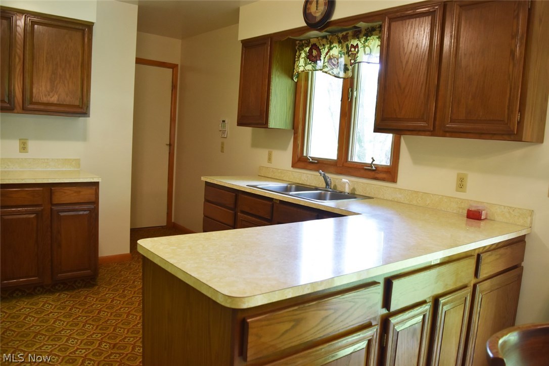 783 Prentice Road Northwest Warren, OH 44481 - Photo 4 of 13