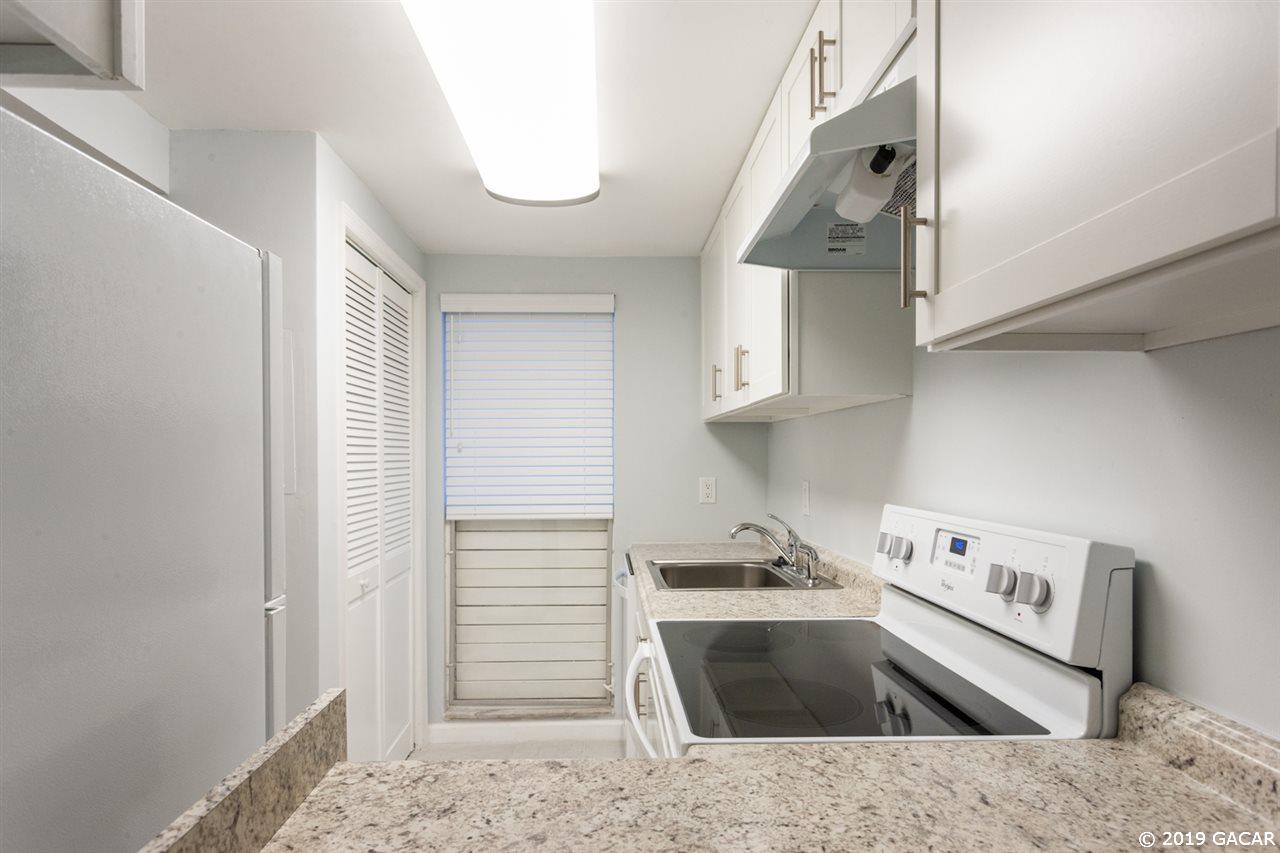 611 Southwest 75th Street Gainesville, FL 32607 - Photo 6 of 26