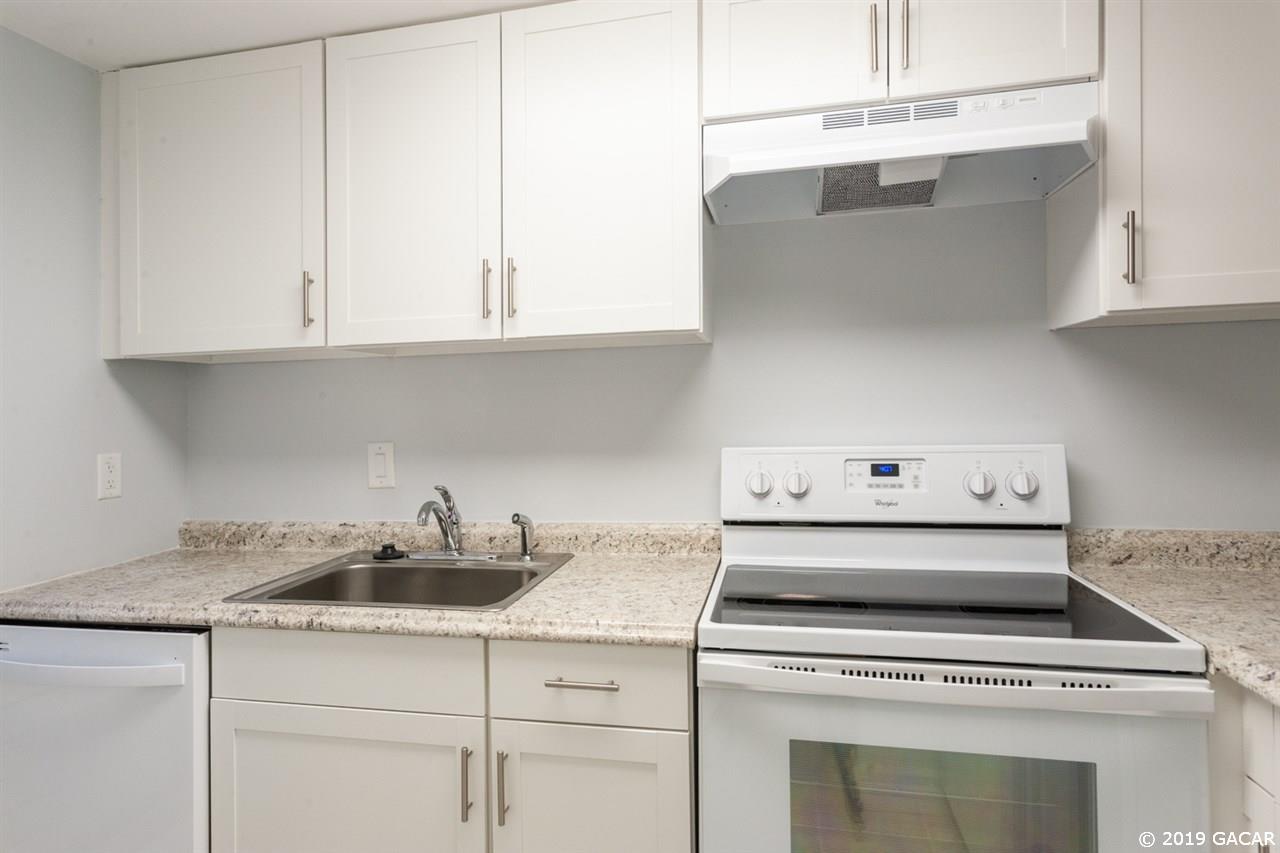 611 Southwest 75th Street Gainesville, FL 32607 - Photo 8 of 26