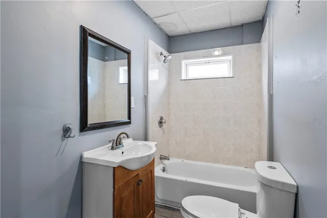 $2,000 | 11 Roosevelt Street, Unit 1, North Providence, RI 02904