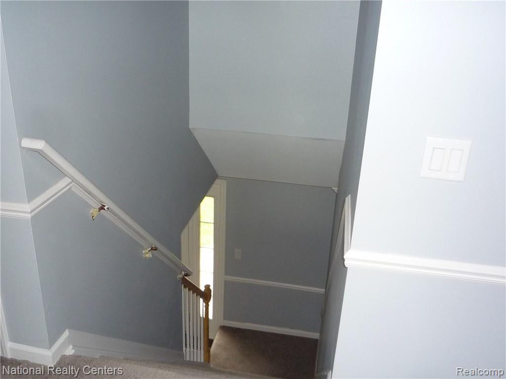 5800 Hathaway Road Canton, MI 48187 - Photo 23 of 27 P1050502.JPG