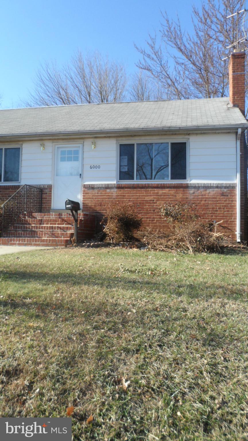6000 Craig Street Springfield, VA 22150 - Photo 11 of 27 Exterior (Front)