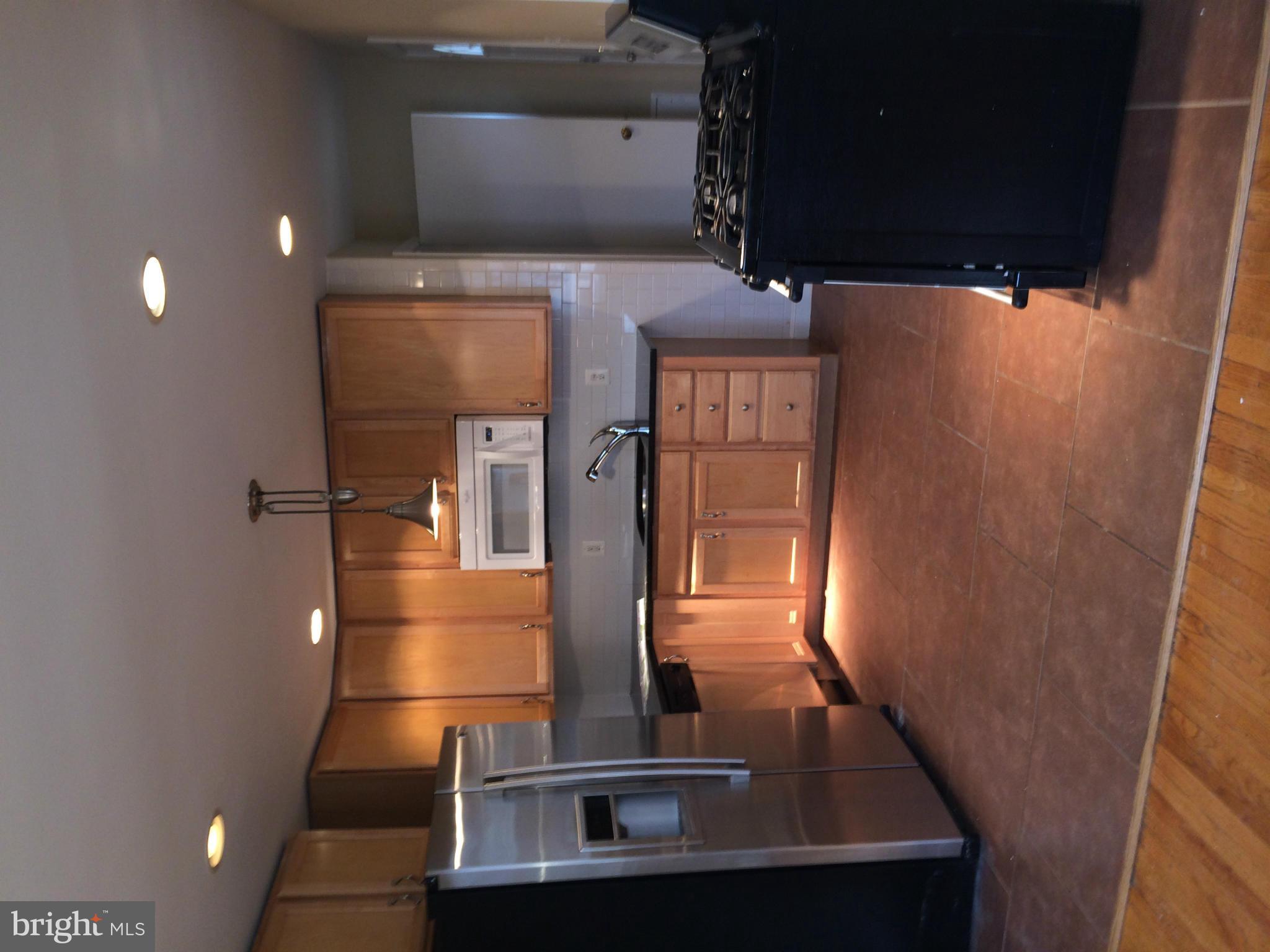 6000 Craig Street Springfield, VA 22150 - Photo 15 of 27 Kitchen