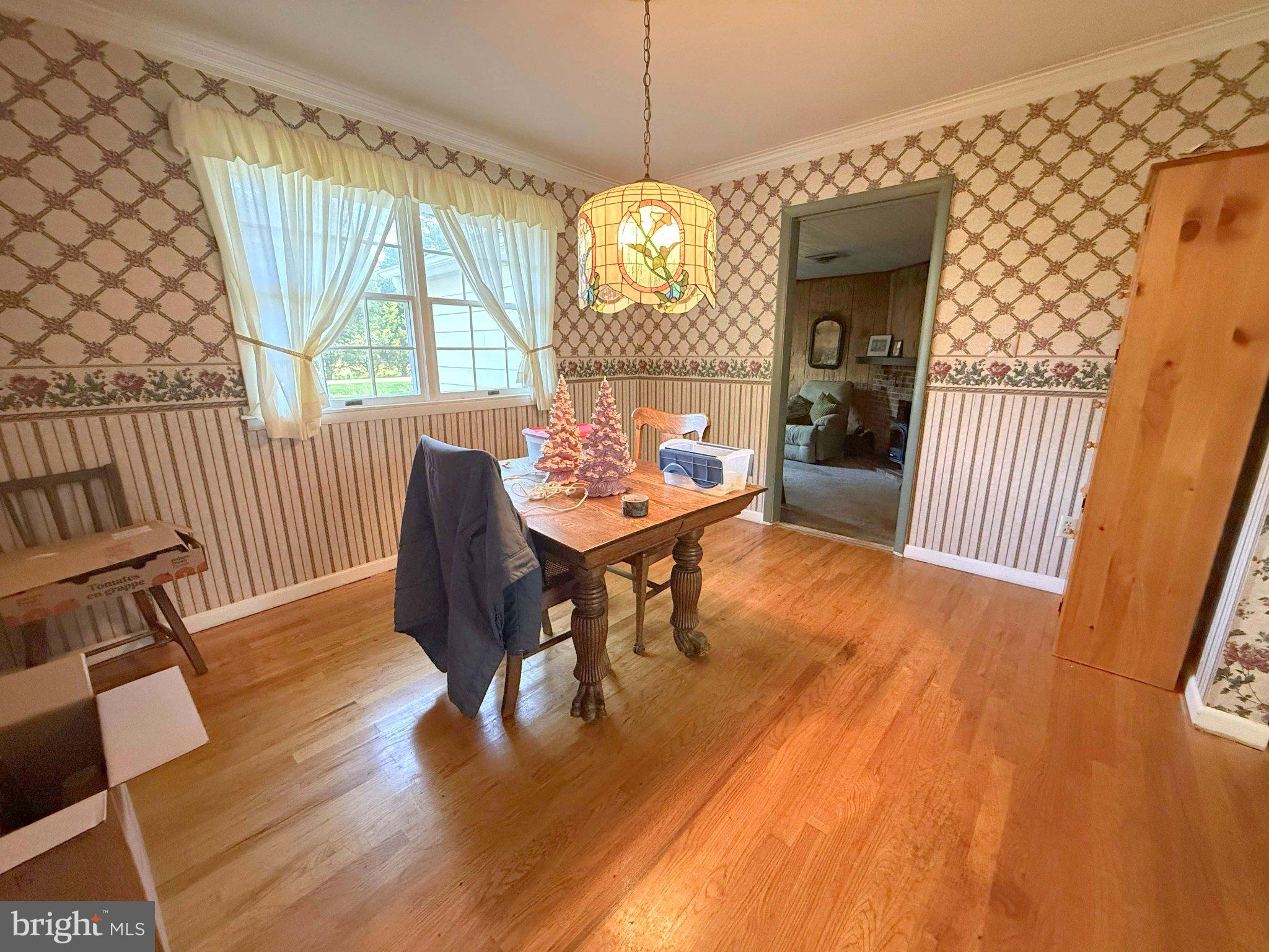 642 Forest Grove Road Vineland, NJ 08360 - Photo 12 of 33 Dining Room