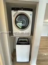 a close up view of washer and dryer