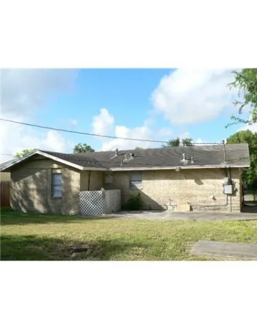 $750 | 1922 Andrews Drive, Corpus Christi, TX 78416