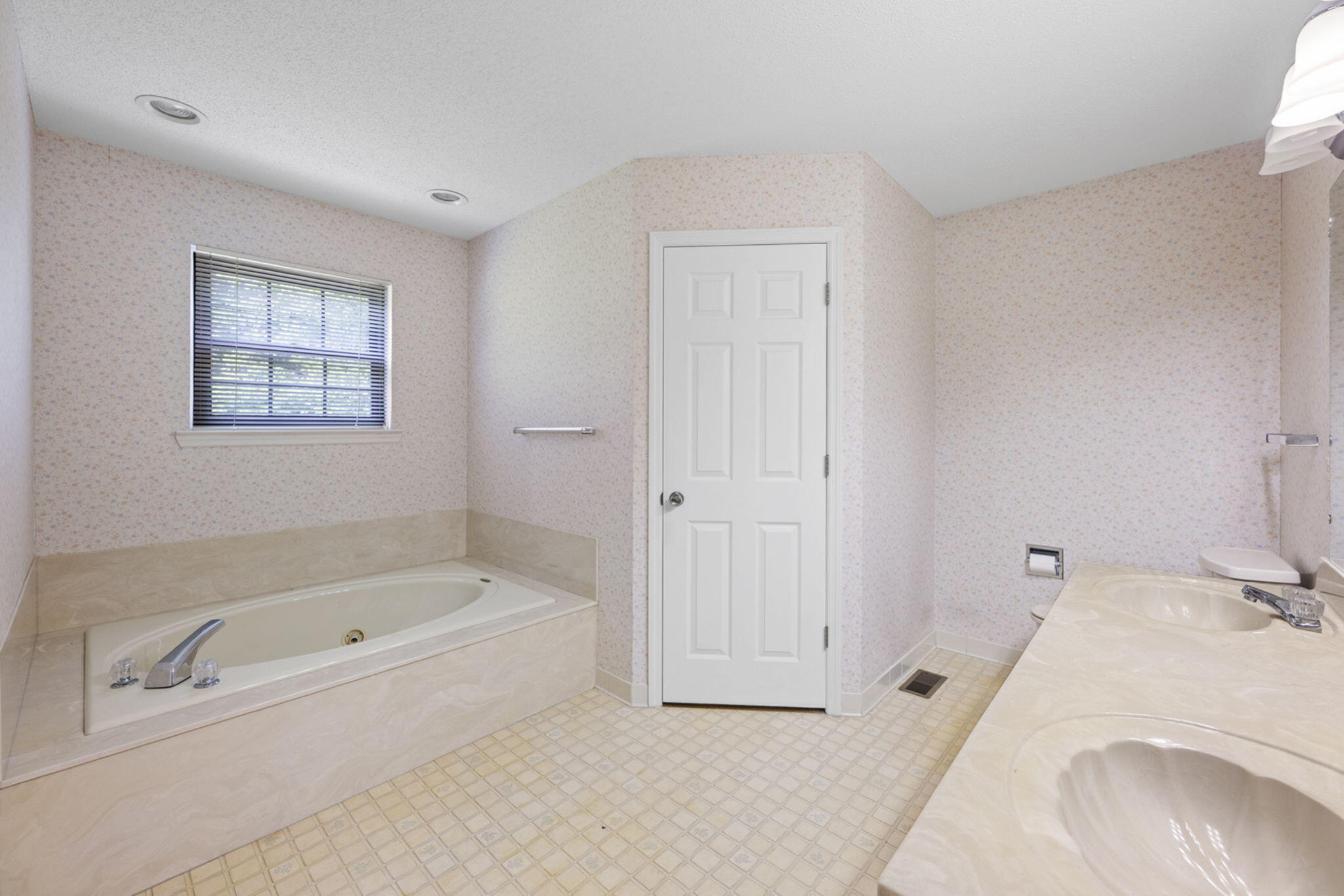 8 Hickory Ridge Trail Ringgold, GA 30736 - Photo 35 of 48 56-web-or-mls-DSC_9019