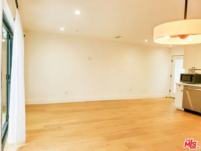 $4,250 | 11221 Hannum Avenue, Unit A, Culver City, CA 90230