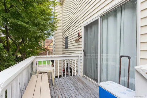 $950,000 | 148 Lincoln Avenue, New Rochelle, NY 10801