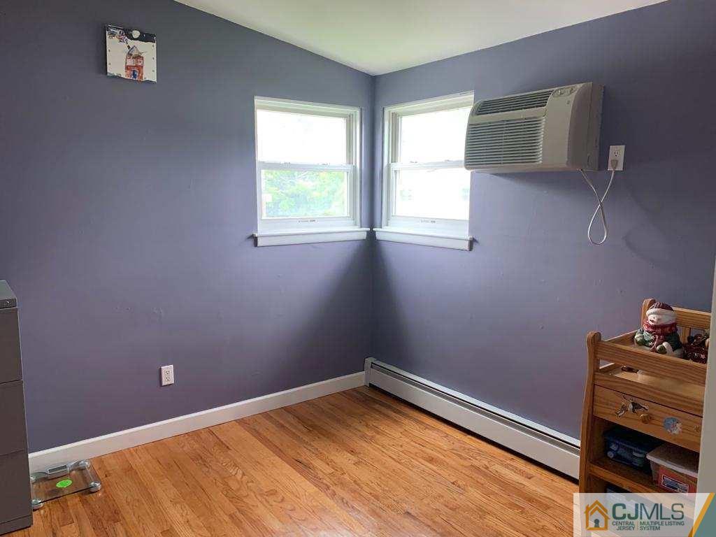 1401 Mohawk Road North Brunswick, NJ 08902 - Photo 11 of 13 Gallery Image 11