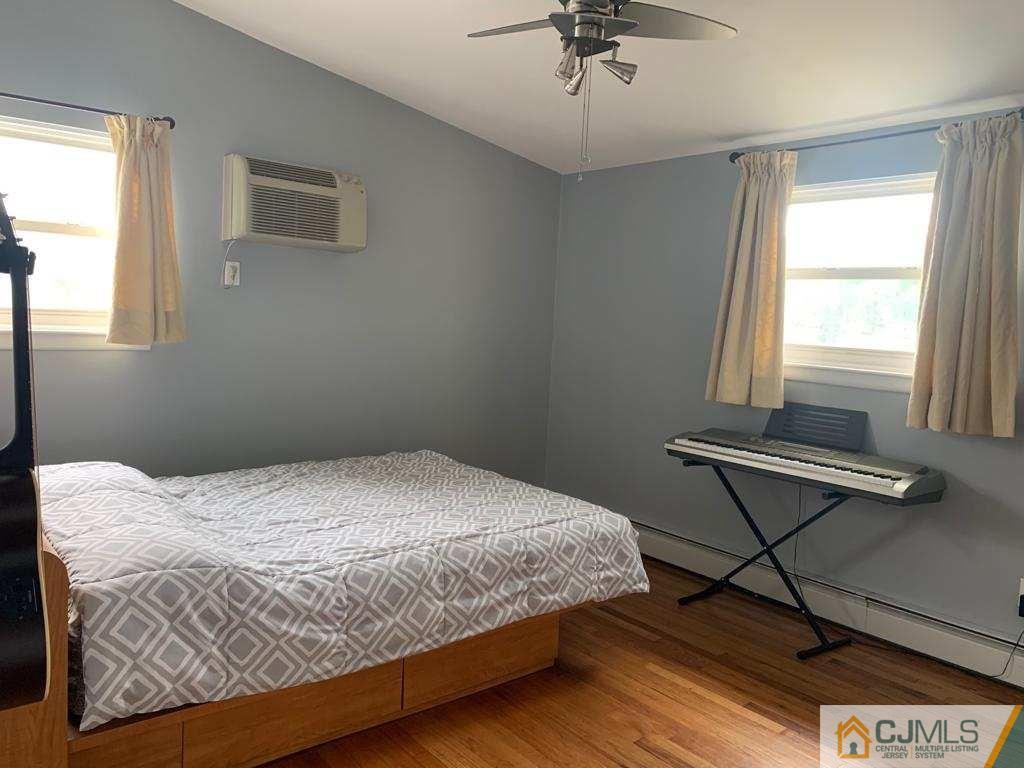 1401 Mohawk Road North Brunswick, NJ 08902 - Photo 12 of 13 Gallery Image 12
