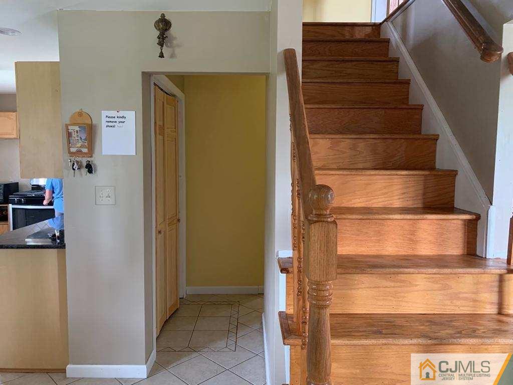 1401 Mohawk Road North Brunswick, NJ 08902 - Photo 8 of 13 Gallery Image 8