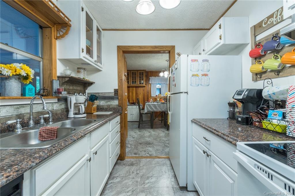 296 Maple Springs Road Sylva, NC 28779 - Photo 19 of 45