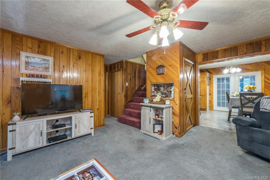 296 Maple Springs Road Sylva, NC 28779 - Photo 8 of 45