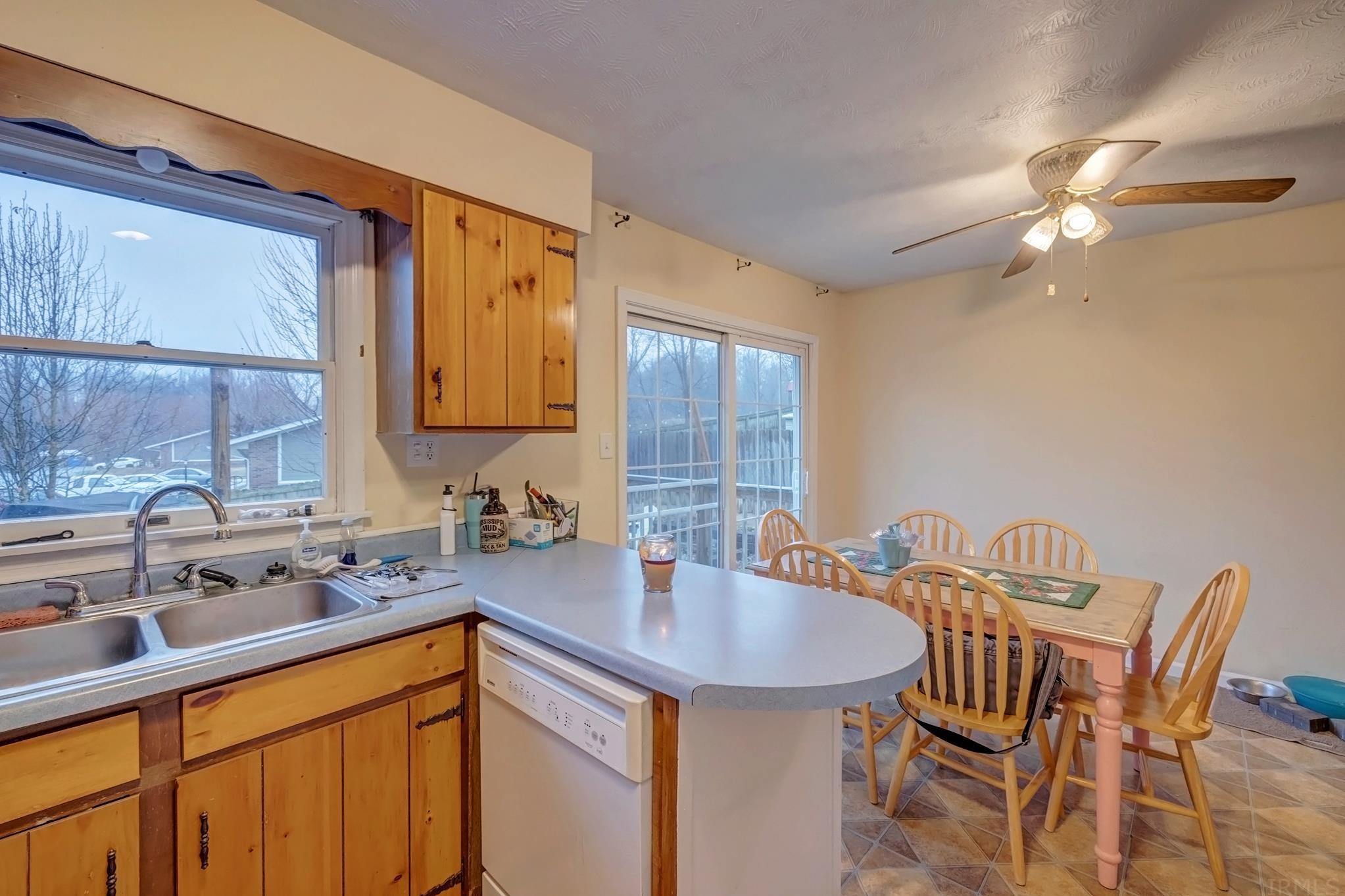 363 East Spring Street Bloomfield, IN 47424 - Photo 13 of 33 Gallery Image 13