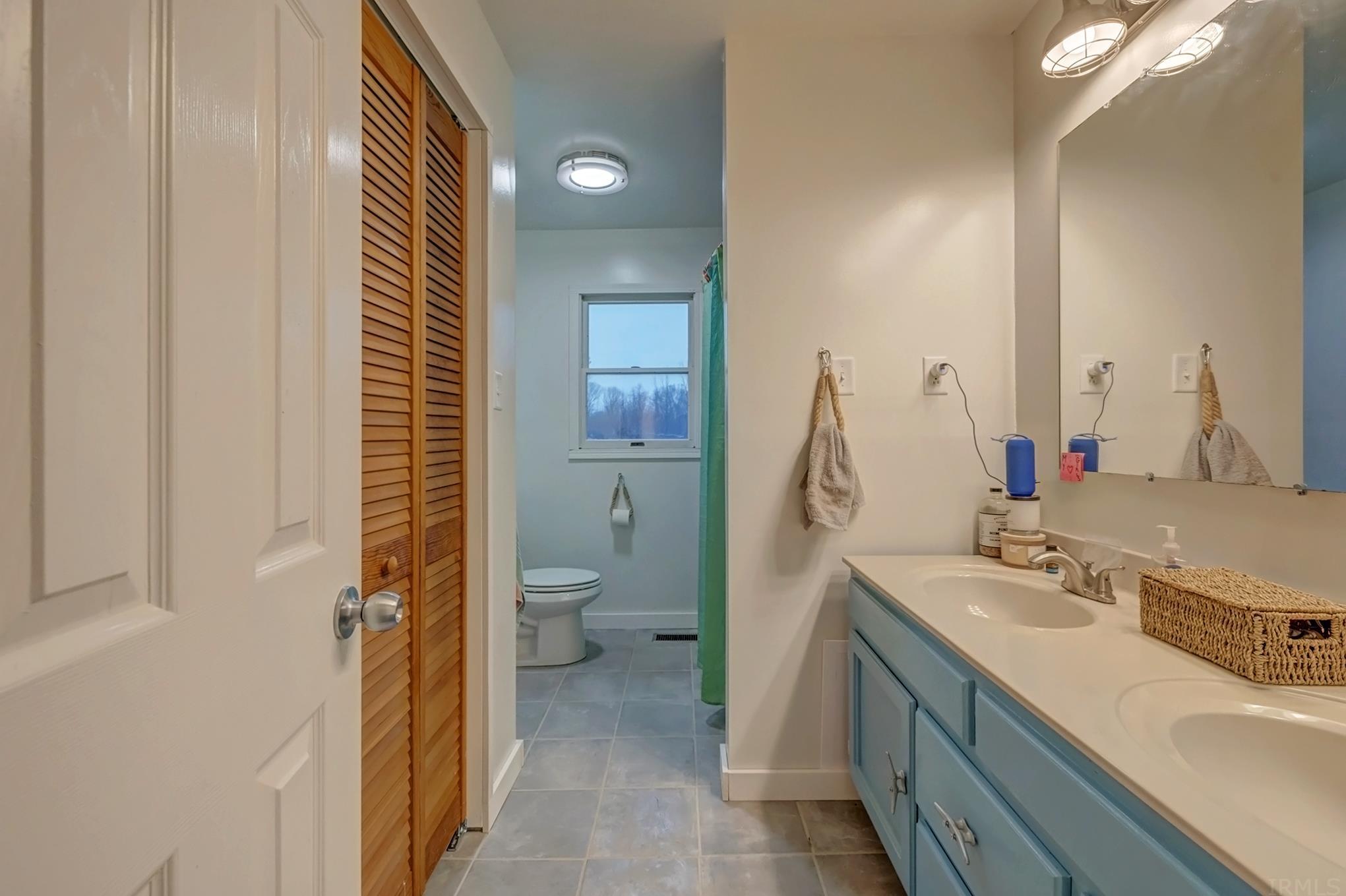 363 East Spring Street Bloomfield, IN 47424 - Photo 17 of 33 Gallery Image 17