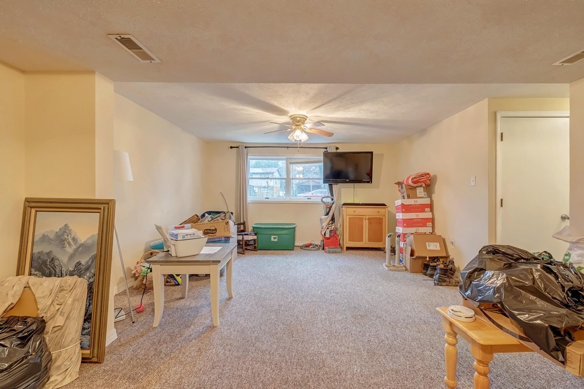 363 East Spring Street Bloomfield, IN 47424 - Photo 23 of 33 Gallery Image 23