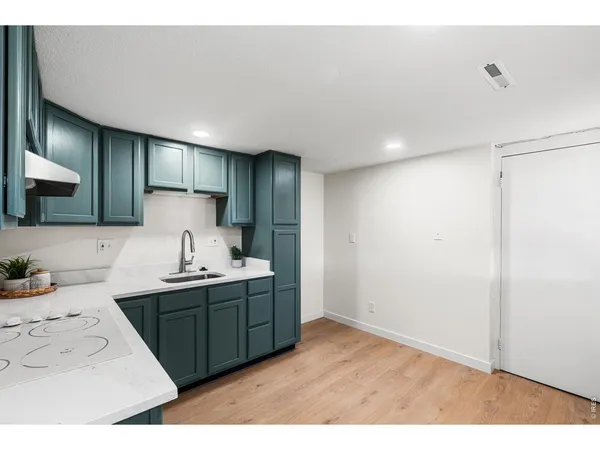 $875,000 | 835 Hillside Court, Longmont, CO 80501