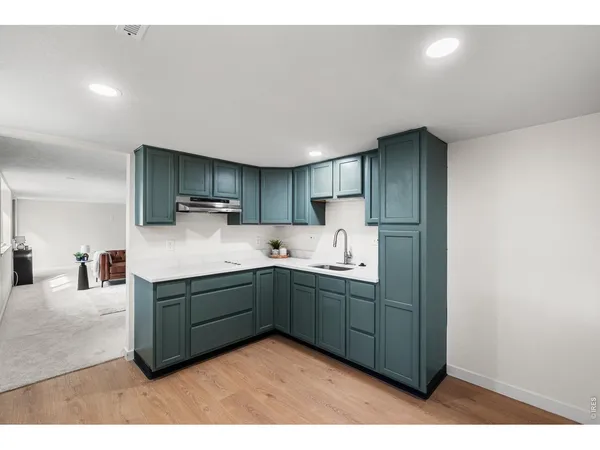 $875,000 | 835 Hillside Court, Longmont, CO 80501