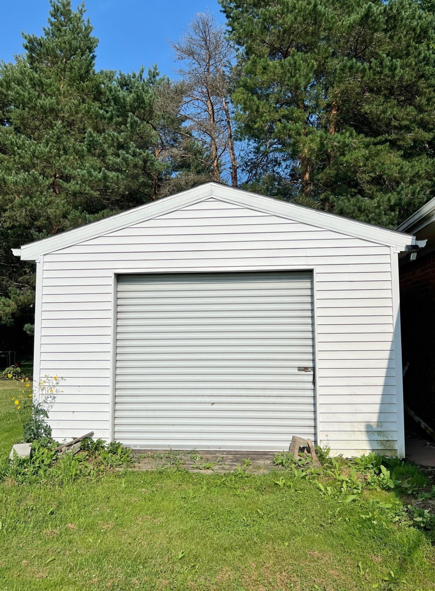 78 West Custer Road Sandusky, MI 48471 - Photo 18 of 20 50150694-3959df3f-b0f7-4b3a-9738-57664eff42a0.JPG