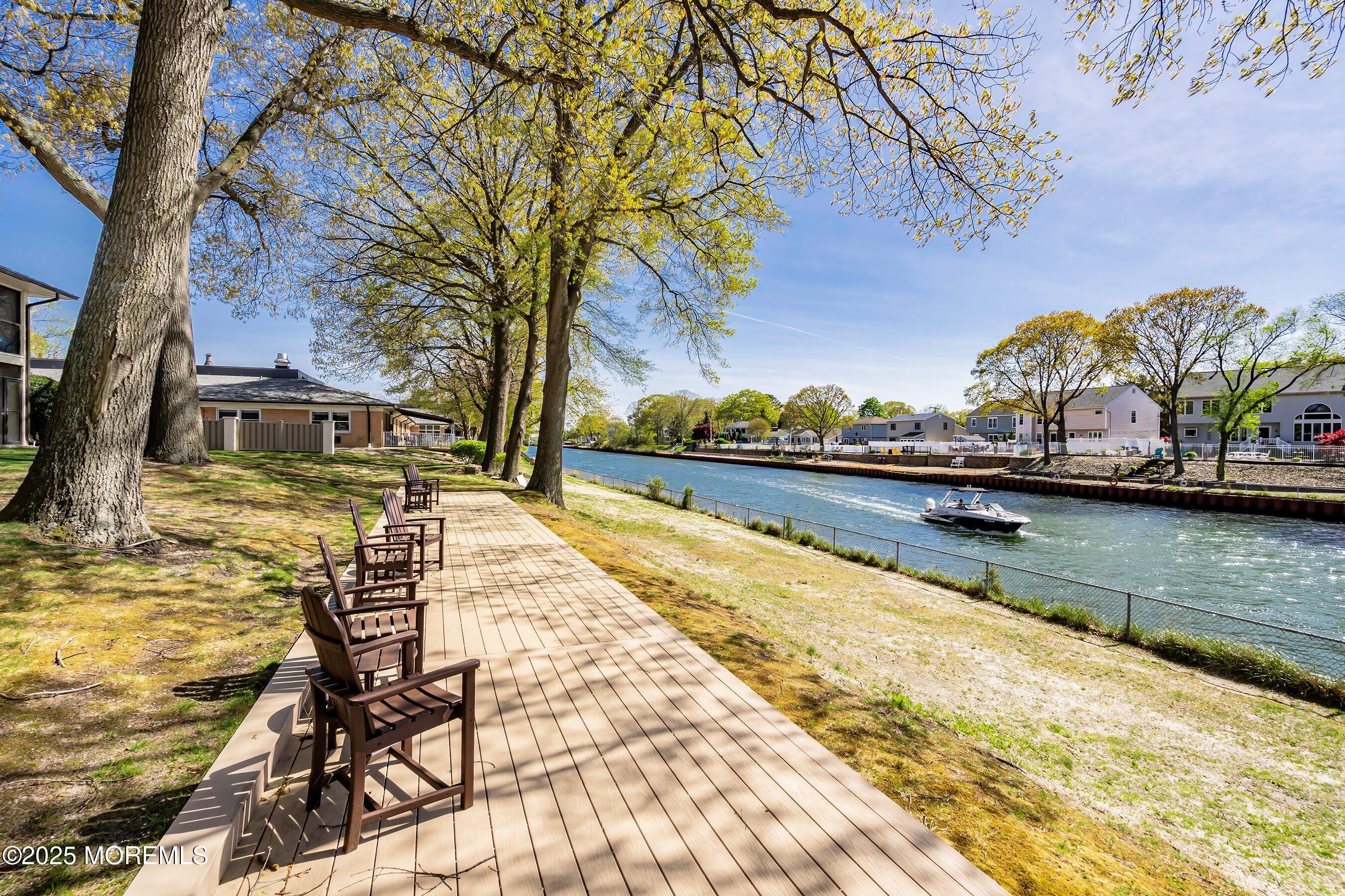 1501 Hulse Road, Unit 18 Point Pleasant, NJ 08742 - Photo 36 of 40 41-Deck