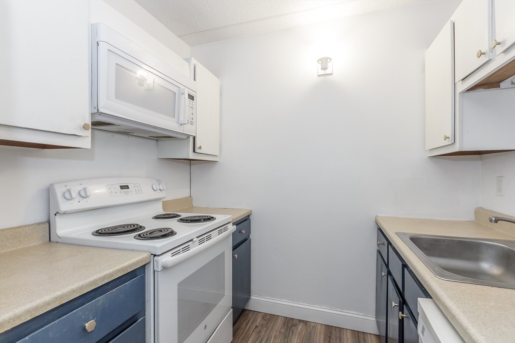 159 Main Street, Unit 27C Stoneham, MA 02180 - Photo 8 of 25