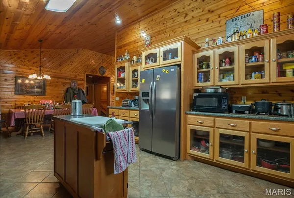 $1,925,000 | 32315 County Road 325, Salem, MO 65560