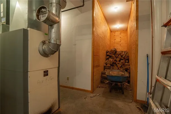 $1,925,000 | 32315 County Road 325, Salem, MO 65560