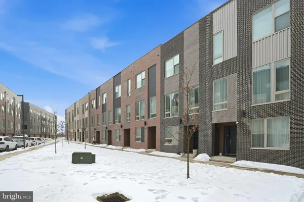 $785,000 | 3112 Pierview Lane, Philadelphia, PA 19125