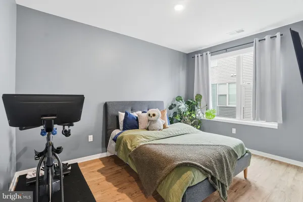 $785,000 | 3112 Pierview Lane, Philadelphia, PA 19125