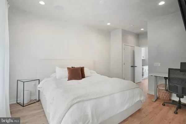 $785,000 | 3112 Pierview Lane, Philadelphia, PA 19125