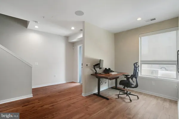 $785,000 | 3112 Pierview Lane, Philadelphia, PA 19125
