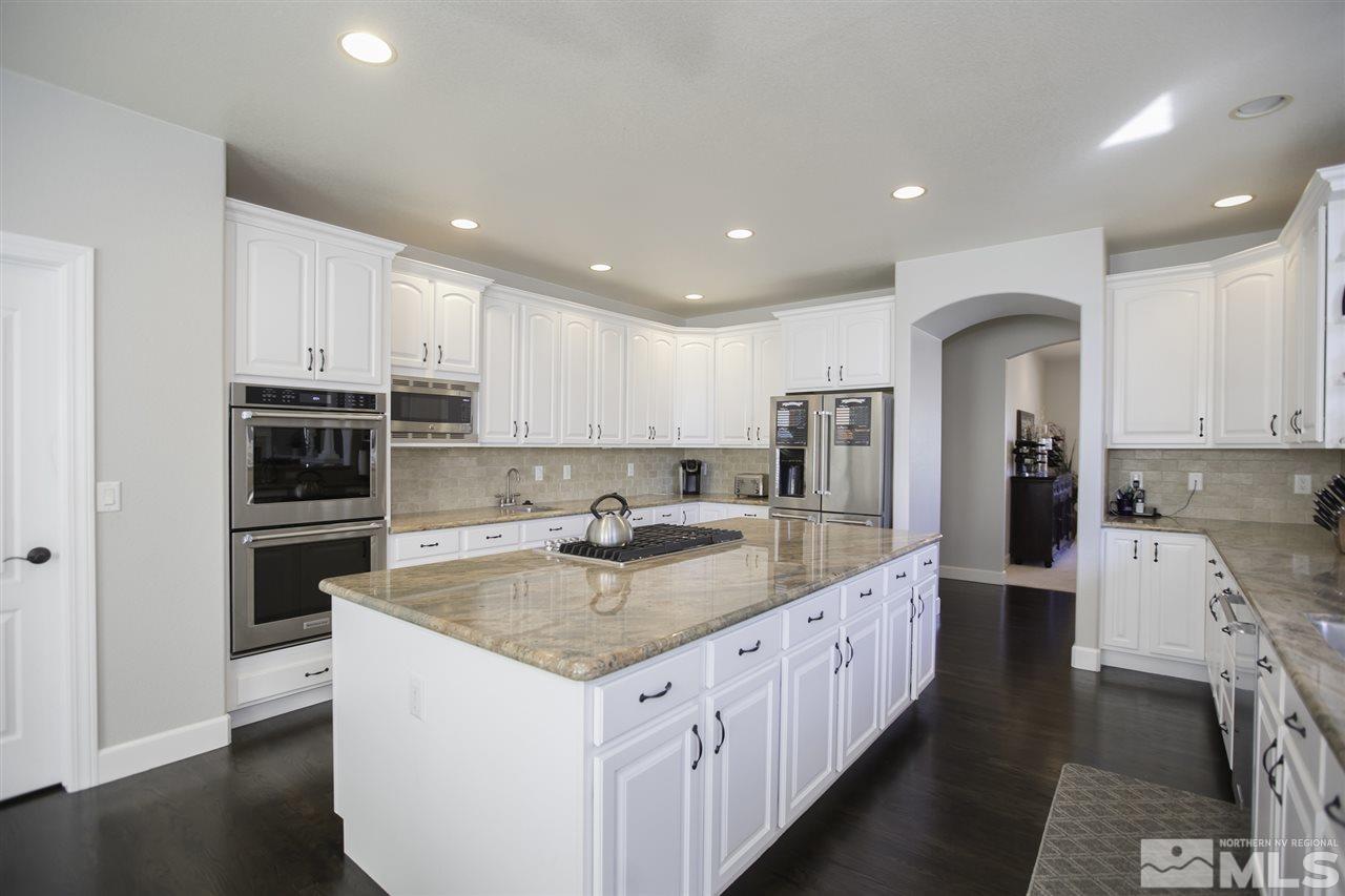 1324 Wolf Run Road Reno, NV 89511 - Photo 8 of 25 Photo 8
