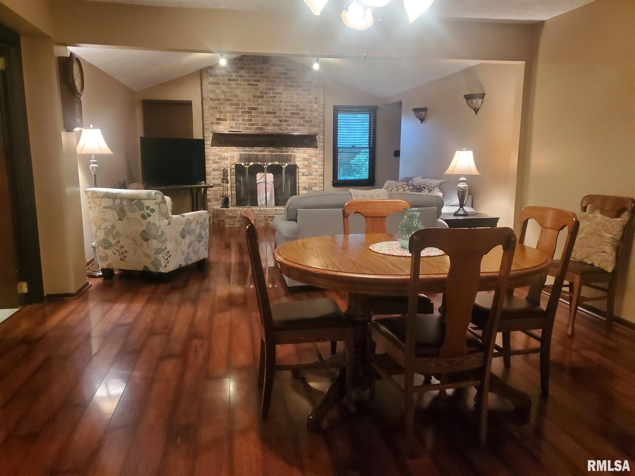 112 West Houston Street Springfield, IL 62707 - Photo 2 of 19