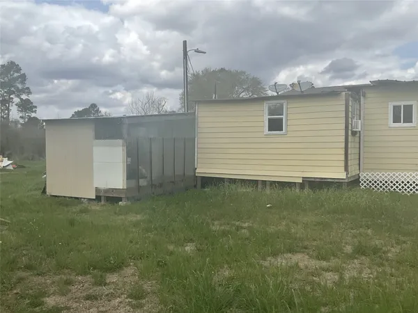 $375,000 | 1225 State Highway 71, Smithville, TX 78957