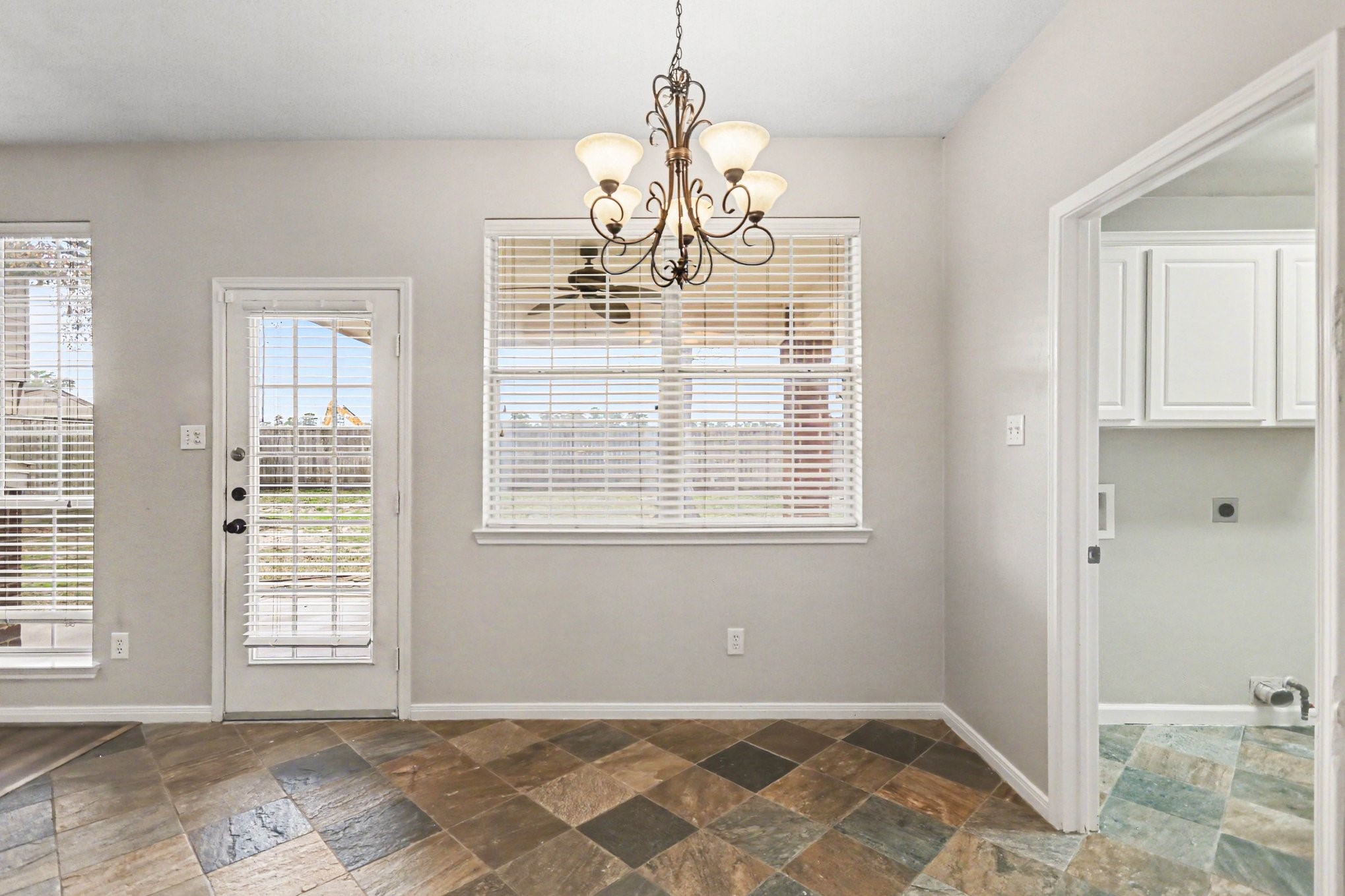 3410 Cypressdale Court Spring, TX 77388 - Photo 12 of 33
