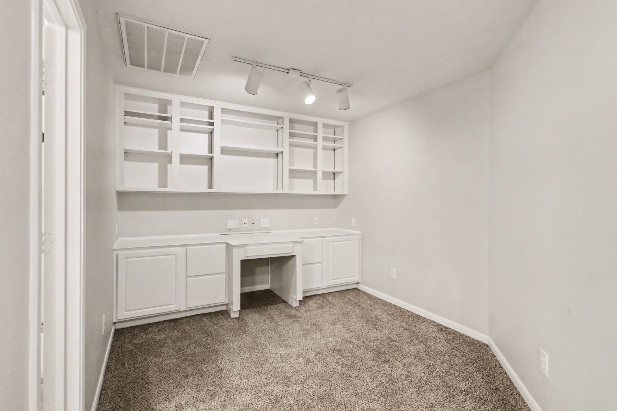 3410 Cypressdale Court Spring, TX 77388 - Photo 26 of 33