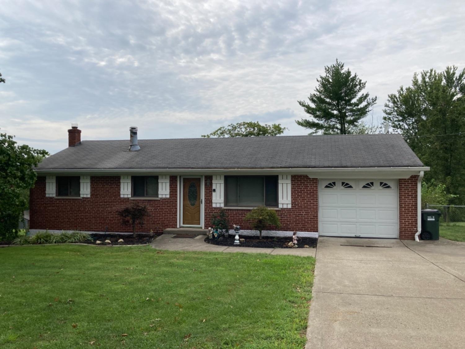7927 Daleview Road Cincinnati, OH 45247 - Photo 1 of 29 Gallery Image 1
