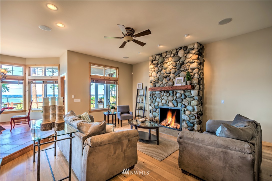 424 Eagle Crest Road Camano Island, WA 98282 - Photo 13 of 25