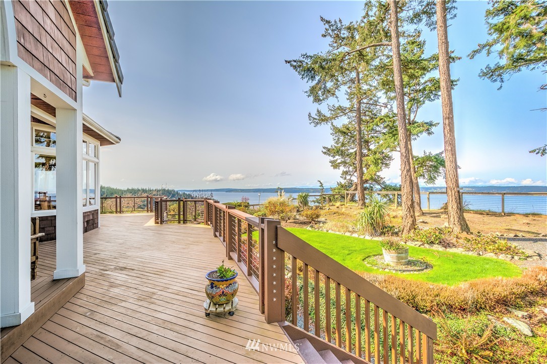 424 Eagle Crest Road Camano Island, WA 98282 - Photo 5 of 25
