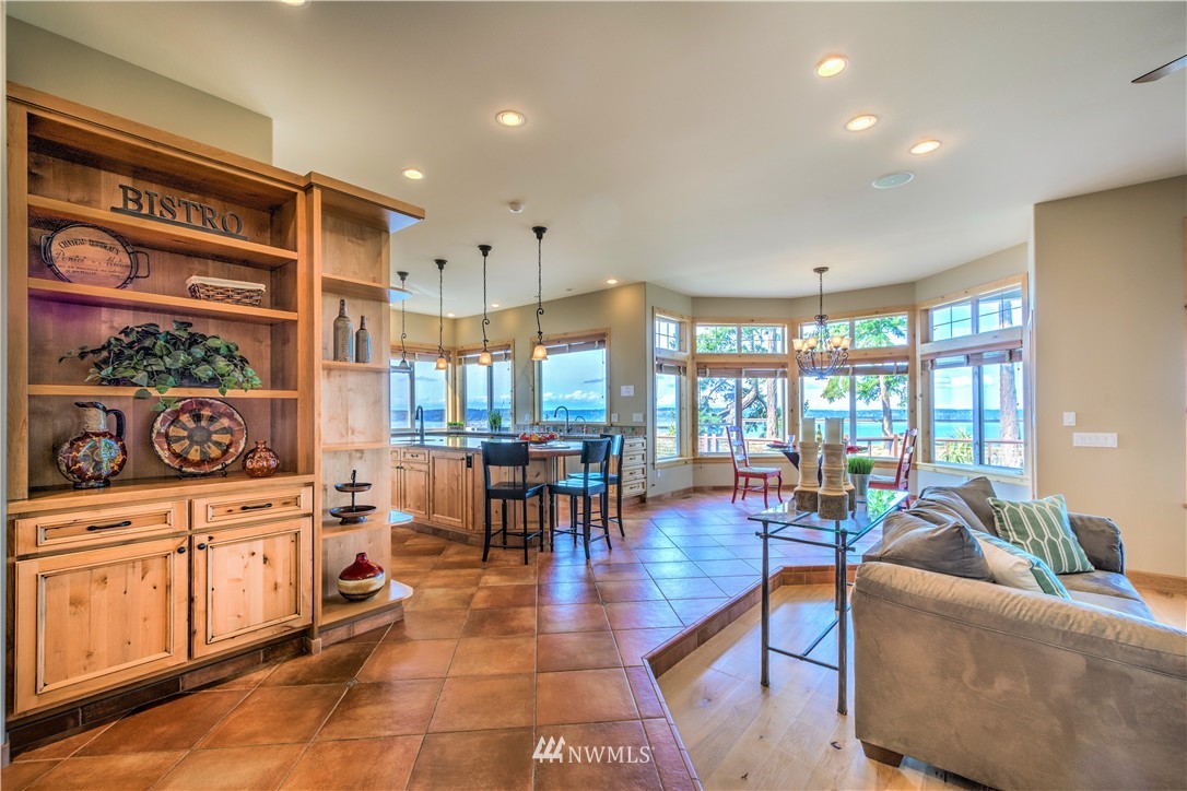 424 Eagle Crest Road Camano Island, WA 98282 - Photo 8 of 25