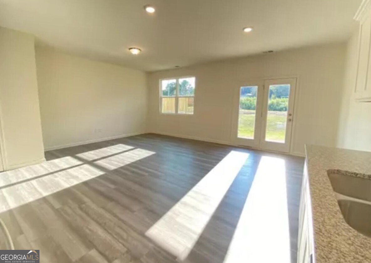 337 Penn Sta Way Cartersville, GA 30120 - Photo 5 of 13